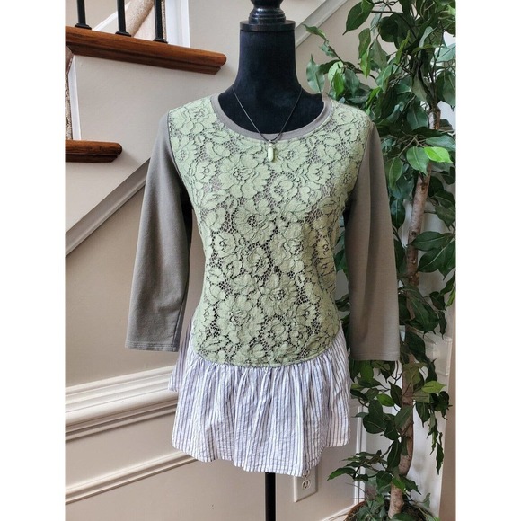 Logo Lounge Womens Green Floral Long Sleeve Round Neck Top Blouse Size Small - Picture 1 of 10